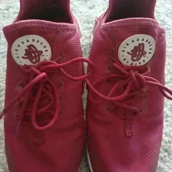 Nike Air Huarache Women's Run Ultra Bourdeux Sneaker 8.5 - Picture 9 of 14